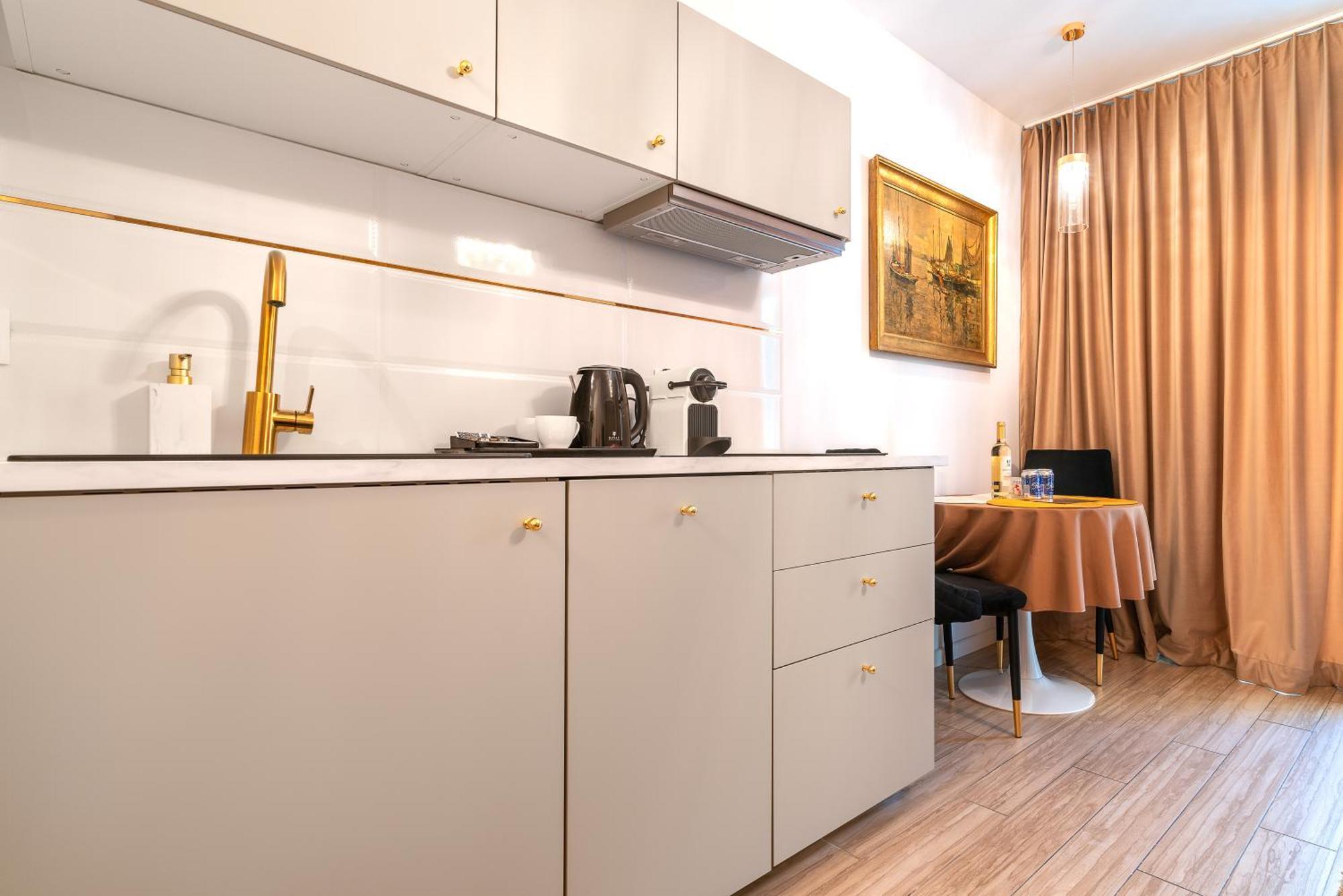 Apartament Versace Ksiecia Witolda Вроцлав Екстер'єр фото